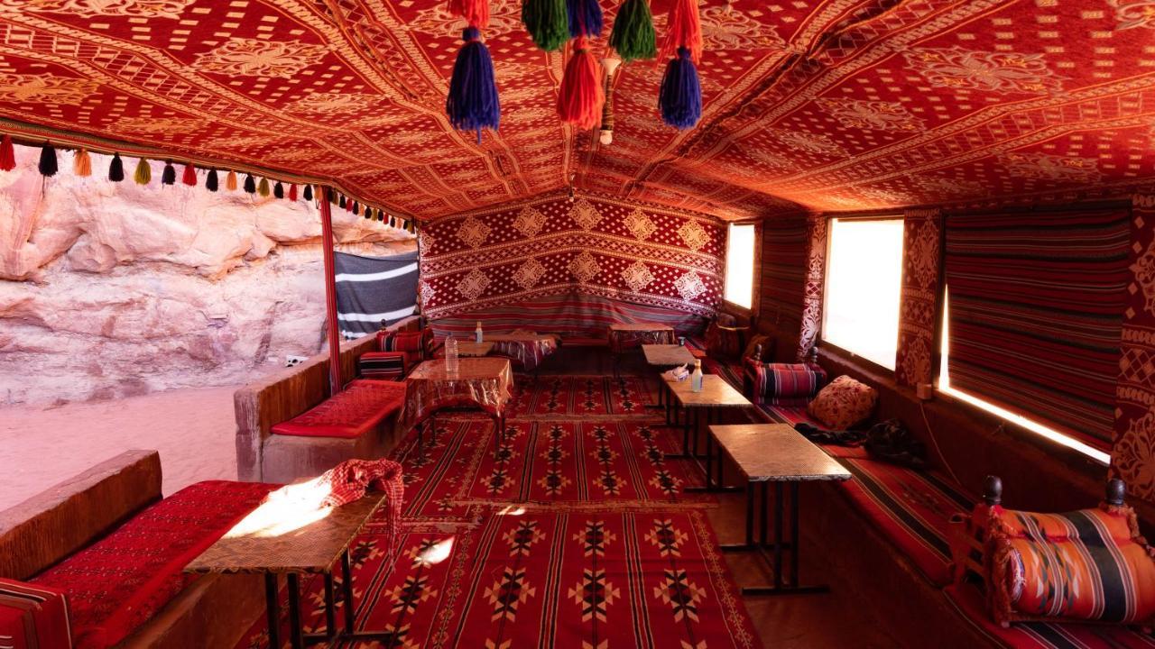 Wadi Rum Meteorite Camp Ngoại thất bức ảnh