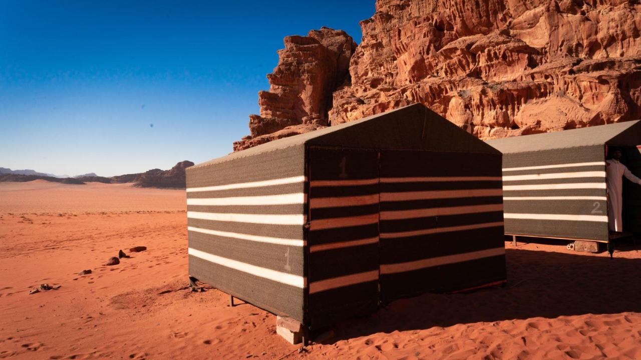 Wadi Rum Meteorite Camp Ngoại thất bức ảnh