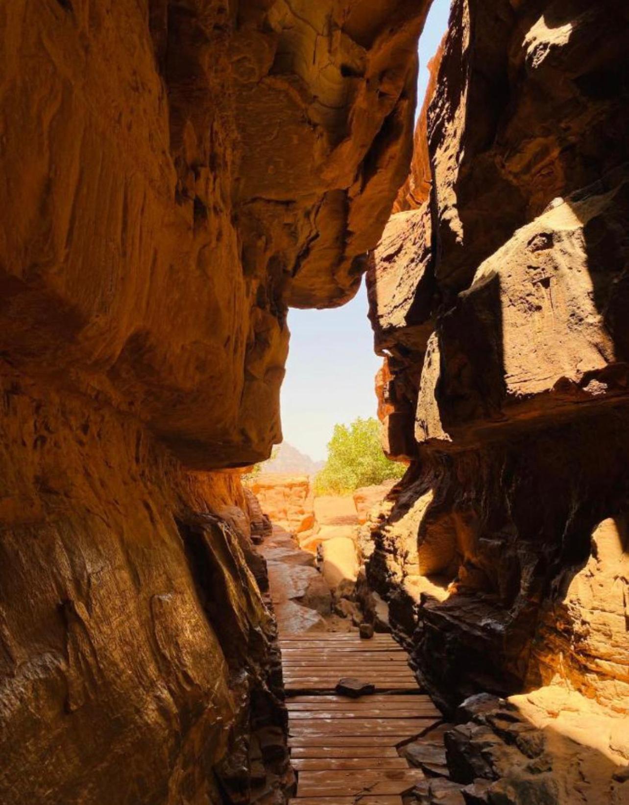 Wadi Rum Meteorite Camp Ngoại thất bức ảnh